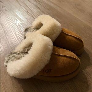 UGG Kids' Brown and Cream Slippers